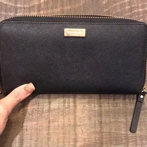 Black Kate Spade wallet